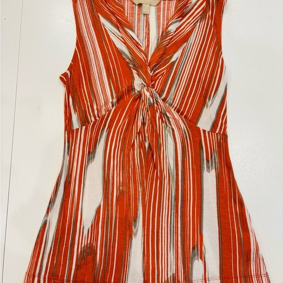 Banana Republic Tops - Banana Republic Red and White Twist Front Blouse size xs